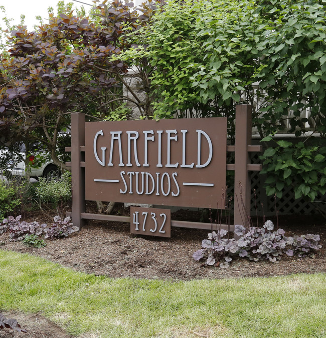 Garfield Studios in Portland, OR - Foto de edificio - Building Photo