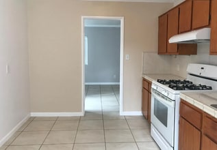 2086 Irving Ave in San Diego, CA - Building Photo - Building Photo