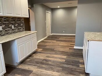 2022 Wrights Way, Unit 2 in Pittsburgh, PA - Building Photo - Building Photo