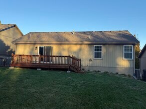 544 N Old Mill Rd in Independence, MO - Building Photo - Building Photo