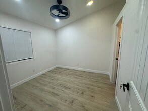 1565 Joanne St in Redlands, CA - Foto de edificio - Building Photo