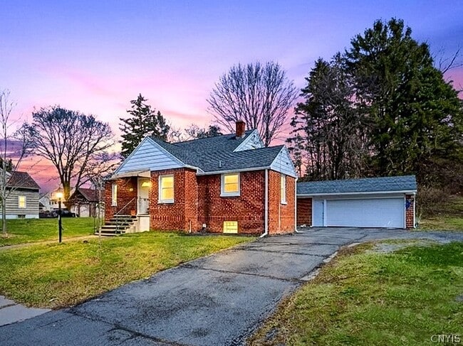 429 Lionel Ave in Syracuse, NY - Building Photo - Building Photo