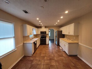 2011 Arrow Point Ln in Columbus, GA - Building Photo - Building Photo