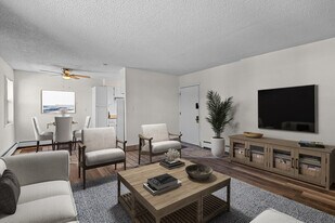 Flats at Fitz in Aurora, CO - Building Photo