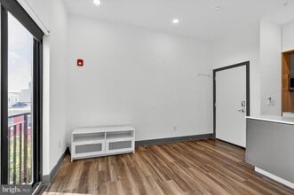 1935 E Hazzard St in Philadelphia, PA - Foto de edificio - Building Photo