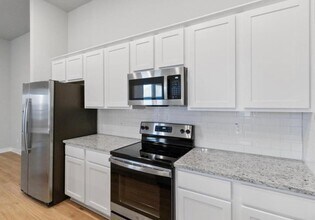 735 Staglin St in Buda, TX - Building Photo - Building Photo