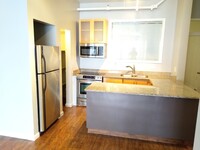 75 Lansing St, Unit 2 in San Francisco, CA - Building Photo - Building Photo