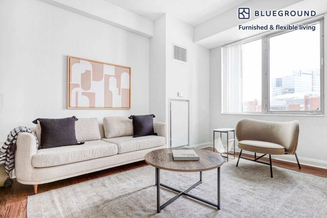 285 Third St-Unit -FL8-ID593 in Cambridge, MA - Building Photo