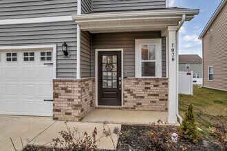 1020 Baltusrol Ln in Lebanon, TN - Foto de edificio - Building Photo