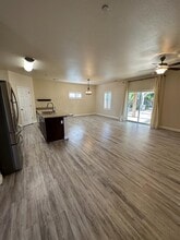 3320 Holland Ave in Clovis, CA - Building Photo - Building Photo