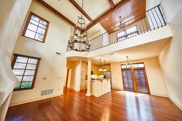 2510 N Henderson Ave in Dallas, TX - Building Photo