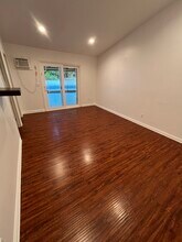 23711 Candlewood Way in Los Angeles, CA - Building Photo - Building Photo