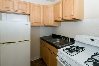 3121 N Hamlin Ave, Unit G3 in Chicago, IL - Building Photo - Building Photo
