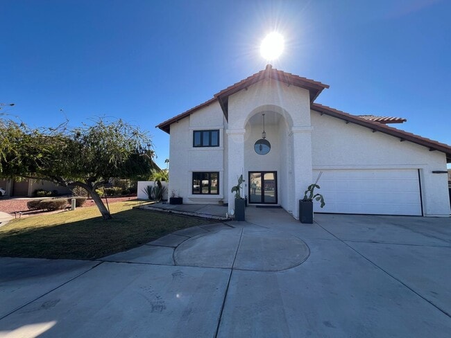 property at 995 W 35th St