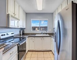 620 E Lexington Ave in El Cajon, CA - Building Photo