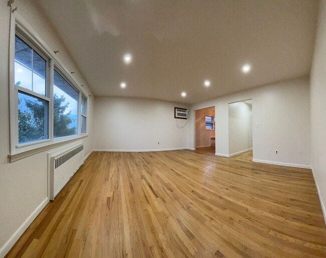 8412 Liberty Ave, Unit 2, Unit 2
