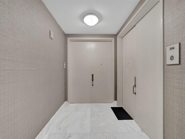 17475 Collins Ave in Sunny Isles Beach, FL - Building Photo - Building Photo