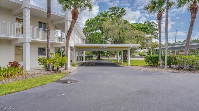 357 Joel Blvd in Lehigh Acres, FL - Building Photo - Building Photo