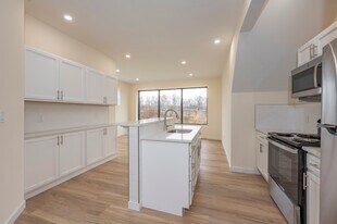 141 Bridge St in Middletown, CT - Building Photo