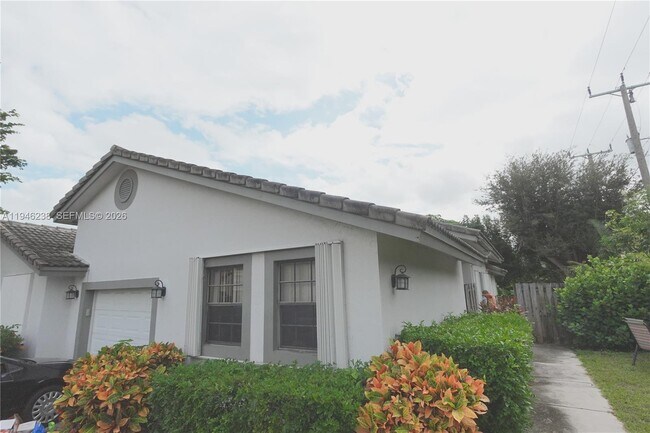 518-518 NE 48th St in Boca Raton, FL - Building Photo - Building Photo