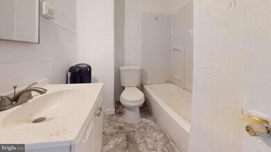 2525 S Lloyd St in Philadelphia, PA - Building Photo - Building Photo