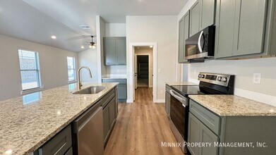 2131 Langford Ave in Lubbock, TX - Building Photo - Building Photo