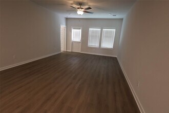 8515 Blueberry Ash St in Magnolia, TX - Foto de edificio - Building Photo