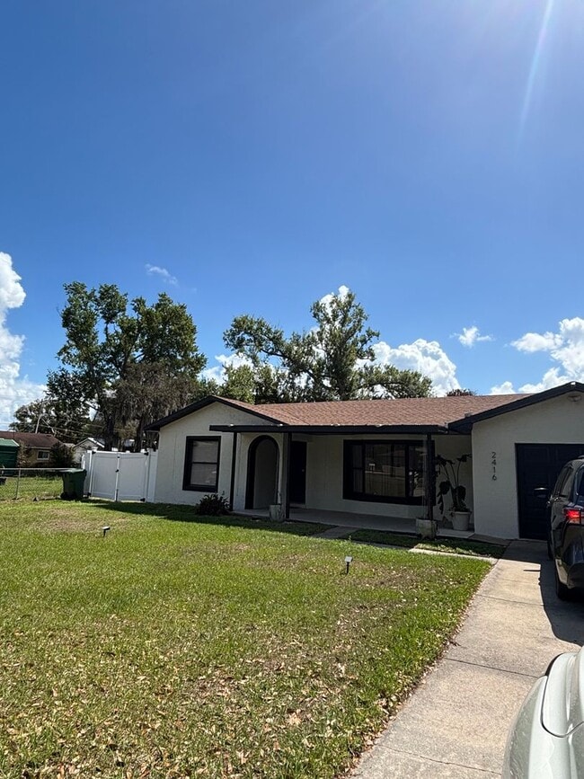 2416 Ave B SW in Winter Haven, FL - Building Photo - Building Photo