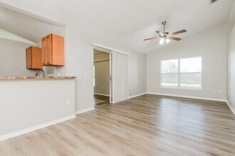 16 Dorset Dr in Kissimmee, FL - Building Photo - Building Photo