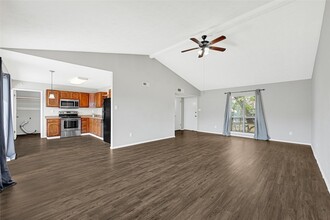 17303 Nordway Dr in Houston, TX - Building Photo - Building Photo