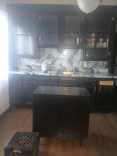 9909 Dunlap Ave in Cleveland, OH - Foto de edificio - Building Photo