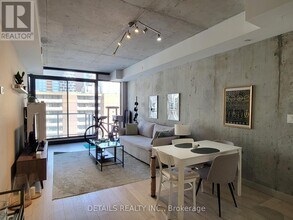 224-224 Lyon St. N in Ottawa, ON - Building Photo - Building Photo