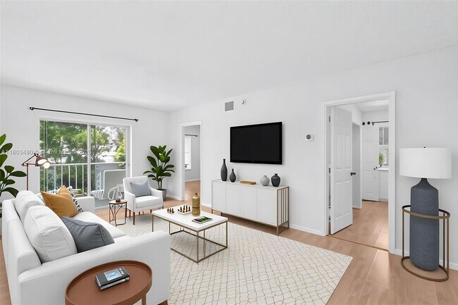 property at 2900 Banyan St