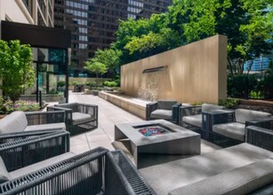 222 N Columbus Dr, Unit 2806 in Chicago, IL - Building Photo - Building Photo