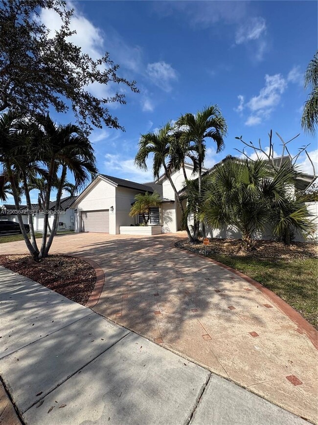 16209 NW 15th St in Pembroke Pines, FL - Building Photo - Building Photo