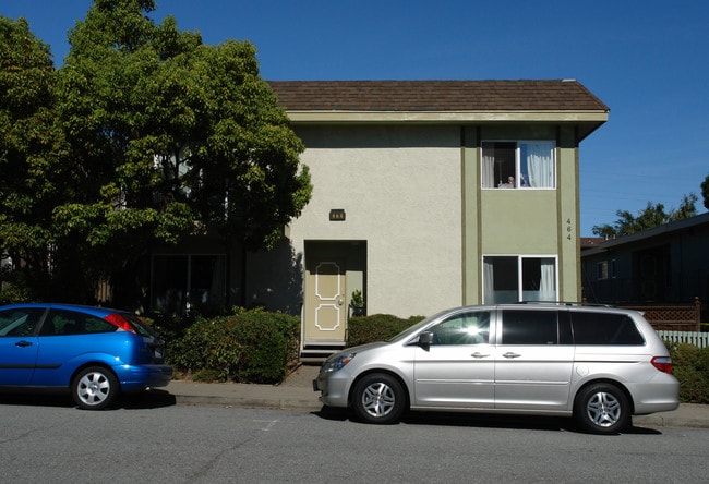 464 Lincoln Cir in Millbrae, CA - Foto de edificio - Building Photo