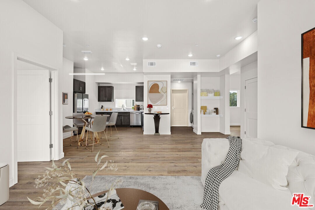 7411 Artesia Blvd in Buena Park, CA - Building Photo