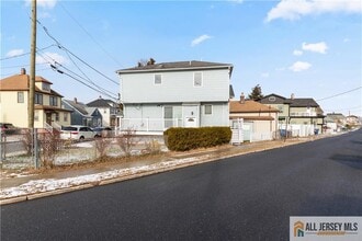 1 Stanton St in South River, NJ - Building Photo - Building Photo