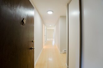 1100 S Atlantic St, Unit 209 in Seattle, WA - Building Photo - Building Photo