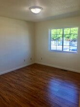 1601 E San Fernando St, Unit 1601 in San Jose, CA - Foto de edificio - Building Photo