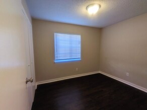 118 Garr Ln, Unit E104 in Hardeeville, SC - Foto de edificio - Building Photo