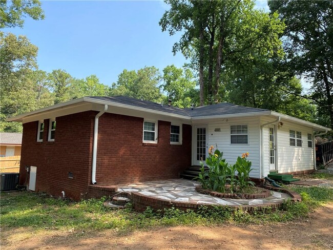 62 Melinda Way SE in Smyrna, GA - Building Photo - Building Photo