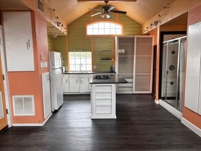 715 Hill Alley St in Denton, TX - Building Photo - Building Photo