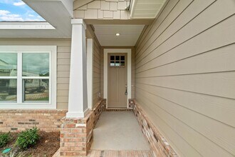 215 Speckled Trout Ln N in Freeport, FL - Foto de edificio - Building Photo