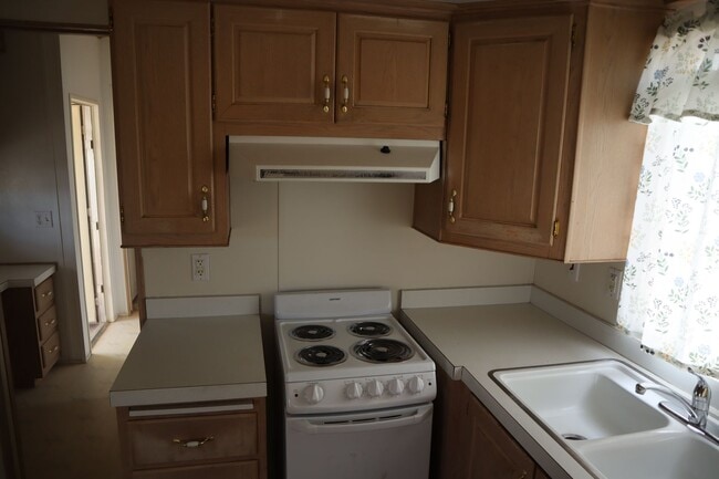 800 S Quarterhorse Ave in Benson, AZ - Building Photo - Building Photo