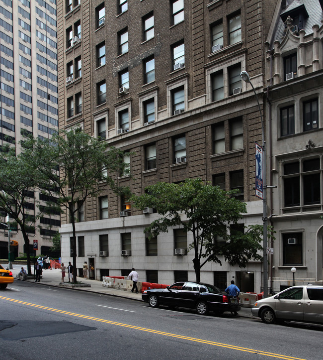 903 Park Ave in New York, NY - Foto de edificio - Building Photo