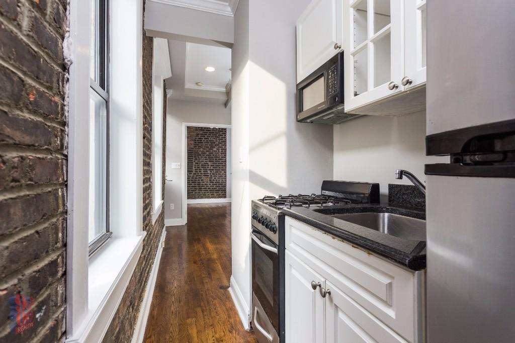 432 E 13th St, Unit 14 in New York, NY - Foto de edificio