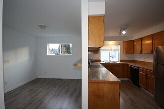 3849 E K St in Tacoma, WA - Building Photo - Building Photo