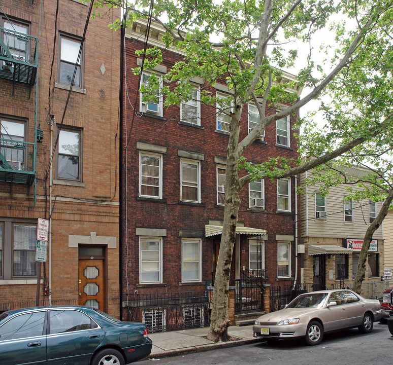 66 Madison St in Newark, NJ - Foto de edificio