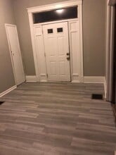 2113 Fulton Ave, Unit Apt 1 in Cincinnati, OH - Foto de edificio - Building Photo